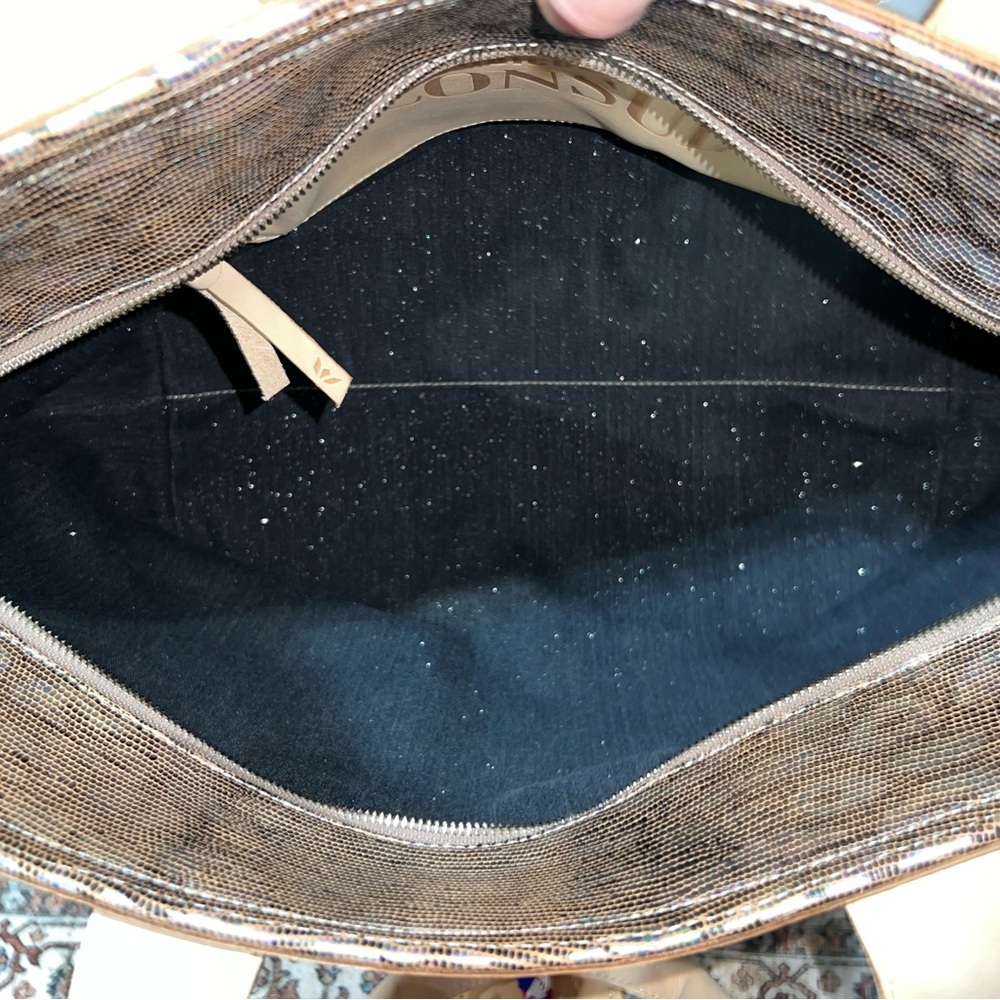 Consuela Iris Max Tote w/Strap - Picture 5 of 15